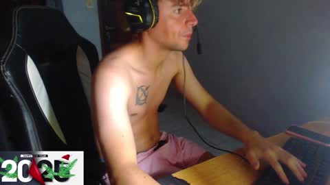 Snapshot of ramisexyloveyou chatting on January 5, 2025, 12:09 am Ramiro online show from January 5, 2025, 12:09 am