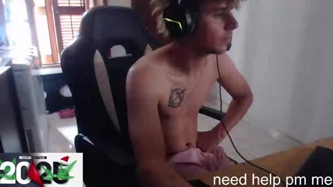 Snapshot of ramisexyloveyou chatting on January 5, 2025, 6:24 pm Ramiro online show from January 5, 2025, 6:24 pm