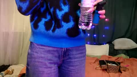    RAMONA Q   online show from January 21, 2025, 5:38 am