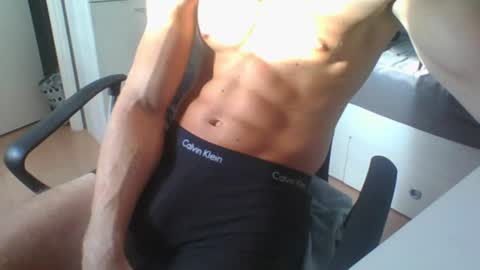 Snapshot of ramonjoosse2001 chatting on July 20, 2026, 12:18 pm ramonjoosse2001 online show from July 20, 2026, 12:18 pm