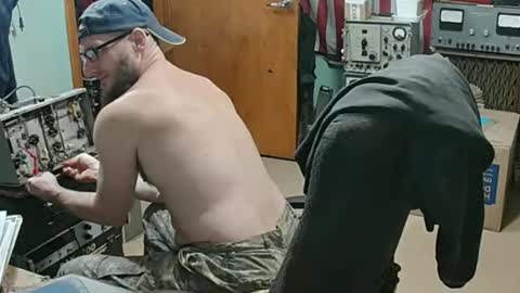 Randall online show from April 1, 2026, 10:51 pm