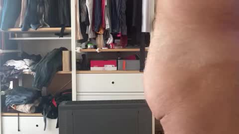 Snapshot of randytoy chatting on October 31, 2025, 6:14 am randytoy online show from October 31, 2025, 6:14 am