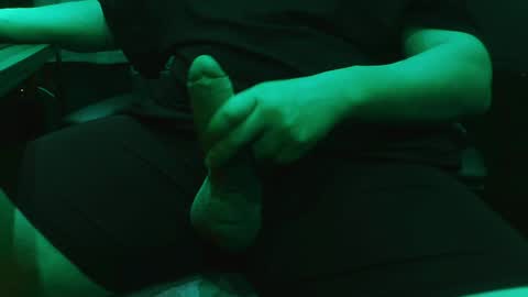 Snapshot of rapaces49 chatting on January 20, 2025, 4:12 pm Raptor online show from January 20, 2025, 4:12 pm