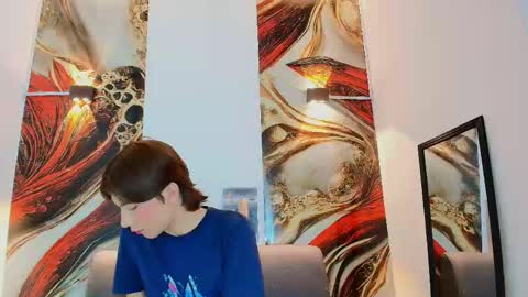 raphael_nyon1 online show from June 5, 2026, 4:19 am