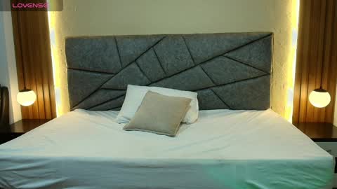 Raquel online show from March 30, 2026, 7:15 pm