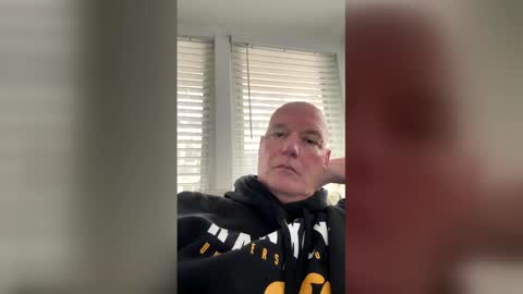 ravchat online show from February 19, 2026, 7:21 pm