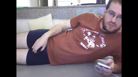 Snapshot of raven_87 chatting on April 5, 2026, 11:46 pm Raven online show from April 5, 2026, 11:46 pm