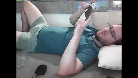 Snapshot of raven_87 chatting on April 9, 2026, 2:33 am Raven online show from April 9, 2026, 2:33 am