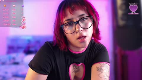 Snapshot of raven_gotic69 chatting on December 18, 2024, 1:37 am charlote rayen online show from December 18, 2024, 1:37 am