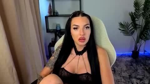 raven_inkk online show from February 2, 2026, 10:47 am