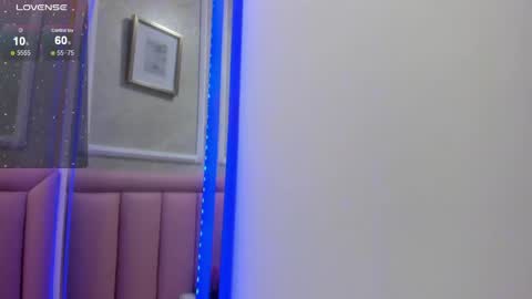 Snapshot of raven_loove chatting on April 23, 2026, 6:10 pm raven_loove online show from April 23, 2026, 6:10 pm