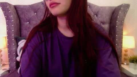 raven_love_ online show from November 21, 2025, 2:16 pm