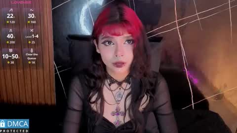 raven_rox_ online show from February 11, 2026, 3:00 am