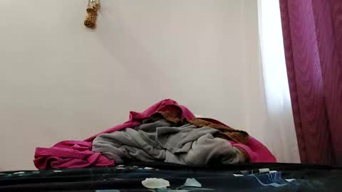 Snapshot of ravenbby chatting on March 11, 2025, 8:41 am ravenbby online show from March 11, 2025, 8:41 am