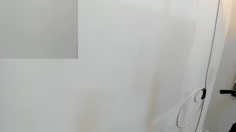 Snapshot of ravenfox_ chatting on February 11, 2026, 3:22 am Ravenfox online show from February 11, 2026, 3:22 am