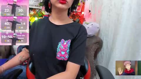 Snapshot of ravenn_20 chatting on November 11, 2025, 11:32 am RavenN online show from November 11, 2025, 11:32 am