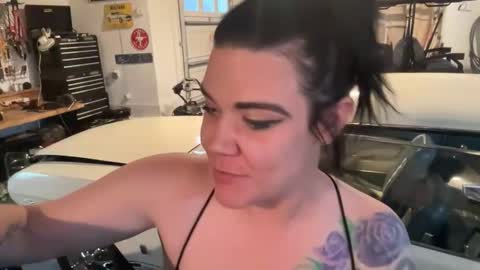 Raven Ray online show from May 18, 2026, 10:10 am