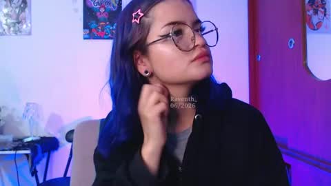 Snapshot of raventh_ chatting on June 15, 2026, 1:52 am raventh_ online show from June 15, 2026, 1:52 am