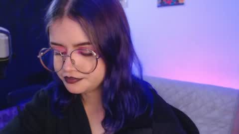 Snapshot of raventh_ chatting on July 7, 2026, 2:14 am raventh_ online show from July 7, 2026, 2:14 am