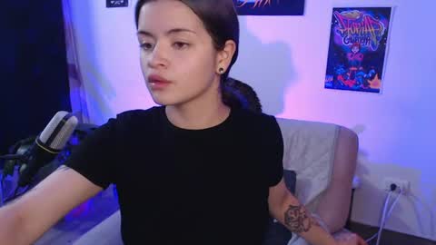 Snapshot of raventh_ chatting on July 13, 2026, 2:36 am raventh_ online show from July 13, 2026, 2:36 am