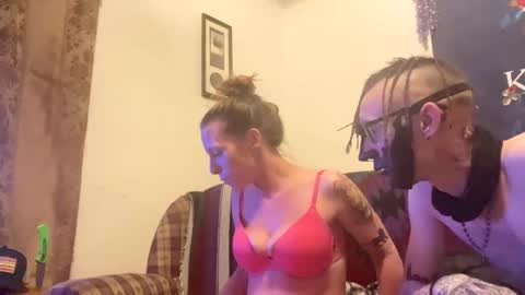 Snapshot of raver8142 chatting on December 8, 2024, 10:19 am Raver online show from December 8, 2024, 10:19 am