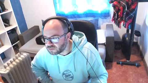 ravingr3d3 online show from March 12, 2025, 9:12 am