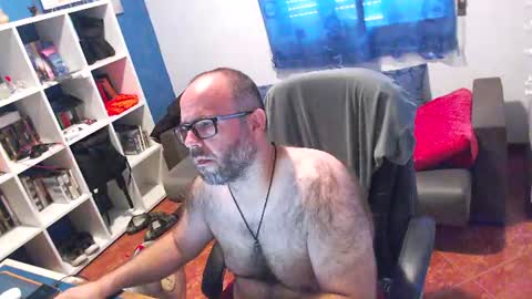 Snapshot of ravingr3d3 chatting on July 2, 2026, 9:37 am ravingr3d3 online show from July 2, 2026, 9:37 am