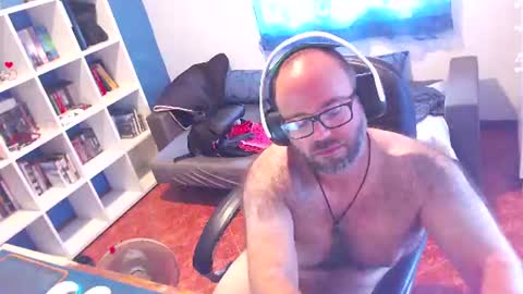 Snapshot of ravingr3d3 chatting on July 6, 2026, 3:03 pm ravingr3d3 online show from July 6, 2026, 3:03 pm