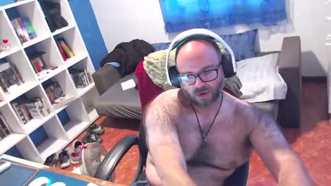 Snapshot of ravingr3d3 chatting on July 9, 2026, 2:43 pm ravingr3d3 online show from July 9, 2026, 2:43 pm