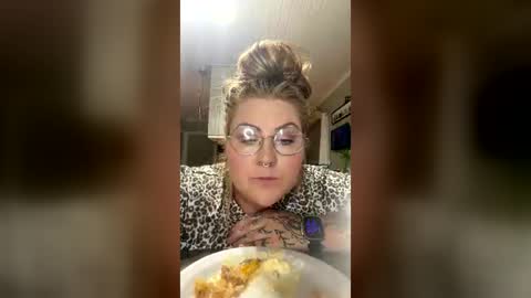 raw_attraction online show from July 27, 2026, 12:17 am