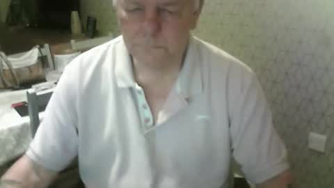 Snapshot of ray47 chatting on September 14, 2025, 11:04 pm ray47 online show from September 14, 2025, 11:04 pm