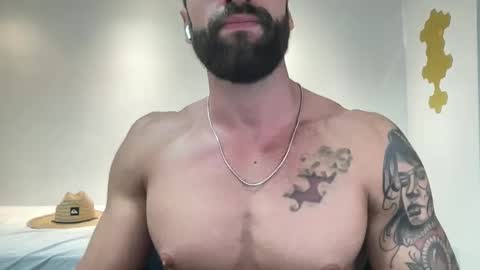 Snapshot of ray90fit chatting on January 18, 2025, 1:19 am rayfit90 online show from January 18, 2025, 1:19 am