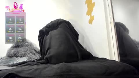 rayfit90 online show from April 15, 2026, 10:22 am