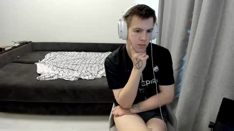 Ray online show from April 25, 2026, 4:59 am