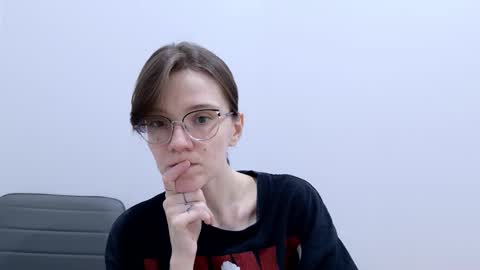 Ray-Ray online show from March 6, 2026, 4:53 am