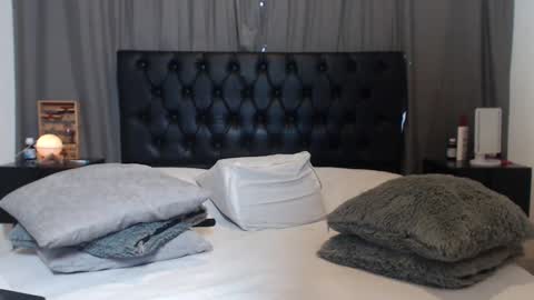 Ray online show from December 29, 2024, 9:52 pm