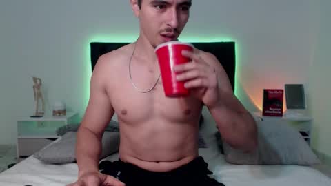 Ray online show from November 10, 2025, 11:15 pm