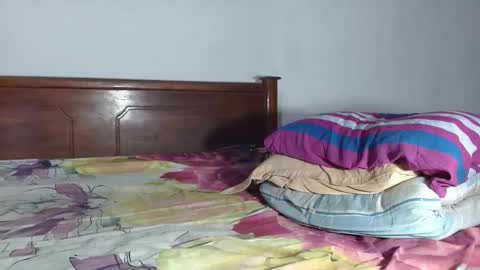Snapshot of rayannzz chatting on April 19, 2026, 6:10 pm eyan online show from April 19, 2026, 6:10 pm