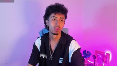 Snapshot of raydevil_ chatting on February 17, 2026, 6:43 am Rayn online show from February 17, 2026, 6:43 am