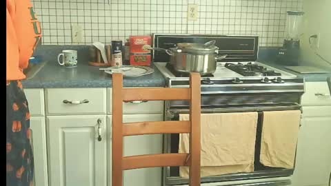 Ray online show from December 2, 2024, 5:48 pm