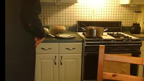 Ray online show from January 1, 2025, 9:52 pm