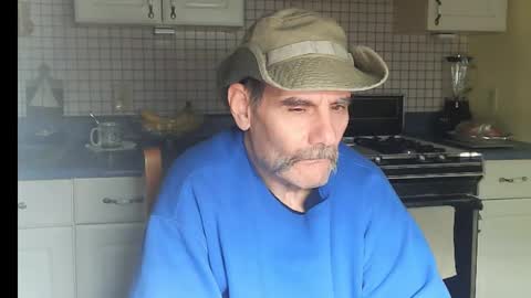 Ray online show from November 28, 2025, 11:51 pm