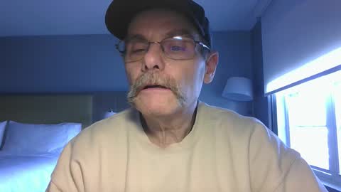 Ray online show from December 4, 2025, 4:38 pm