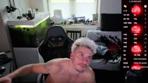 Rayzel online show from March 7, 2026, 4:15 pm