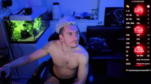 Rayzel online show from April 7, 2026, 3:07 am