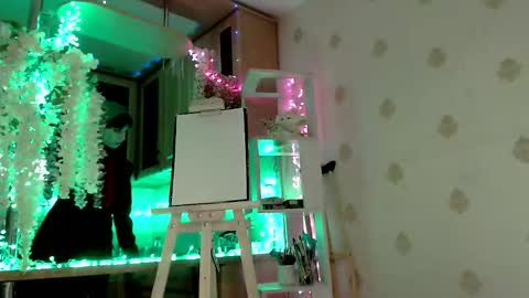 Snapshot of raziel_haze chatting on October 23, 2025, 4:56 am Yrriel Strife Candy-Demon Caveboy mr. Cringe online show from October 23, 2025, 4:56 am