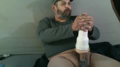 Snapshot of razumuhin chatting on January 24, 2025, 4:17 pm PLAYING COCK HERO online show from January 24, 2025, 4:17 pm