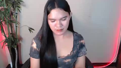 Snapshot of ready2care4youbabe chatting on April 27, 2026, 5:11 pm Beth online show from April 27, 2026, 5:11 pm