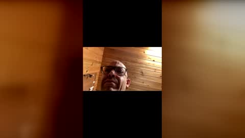 Snapshot of readyforu81 chatting on May 4, 2026, 5:47 am readyforu81 online show from May 4, 2026, 5:47 am
