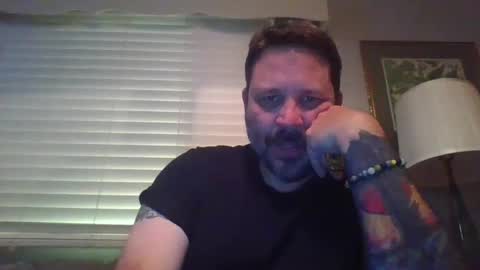 Snapshot of real_dilf1000 chatting on October 12, 2025, 4:00 am Bear online show from October 12, 2025, 4:00 am